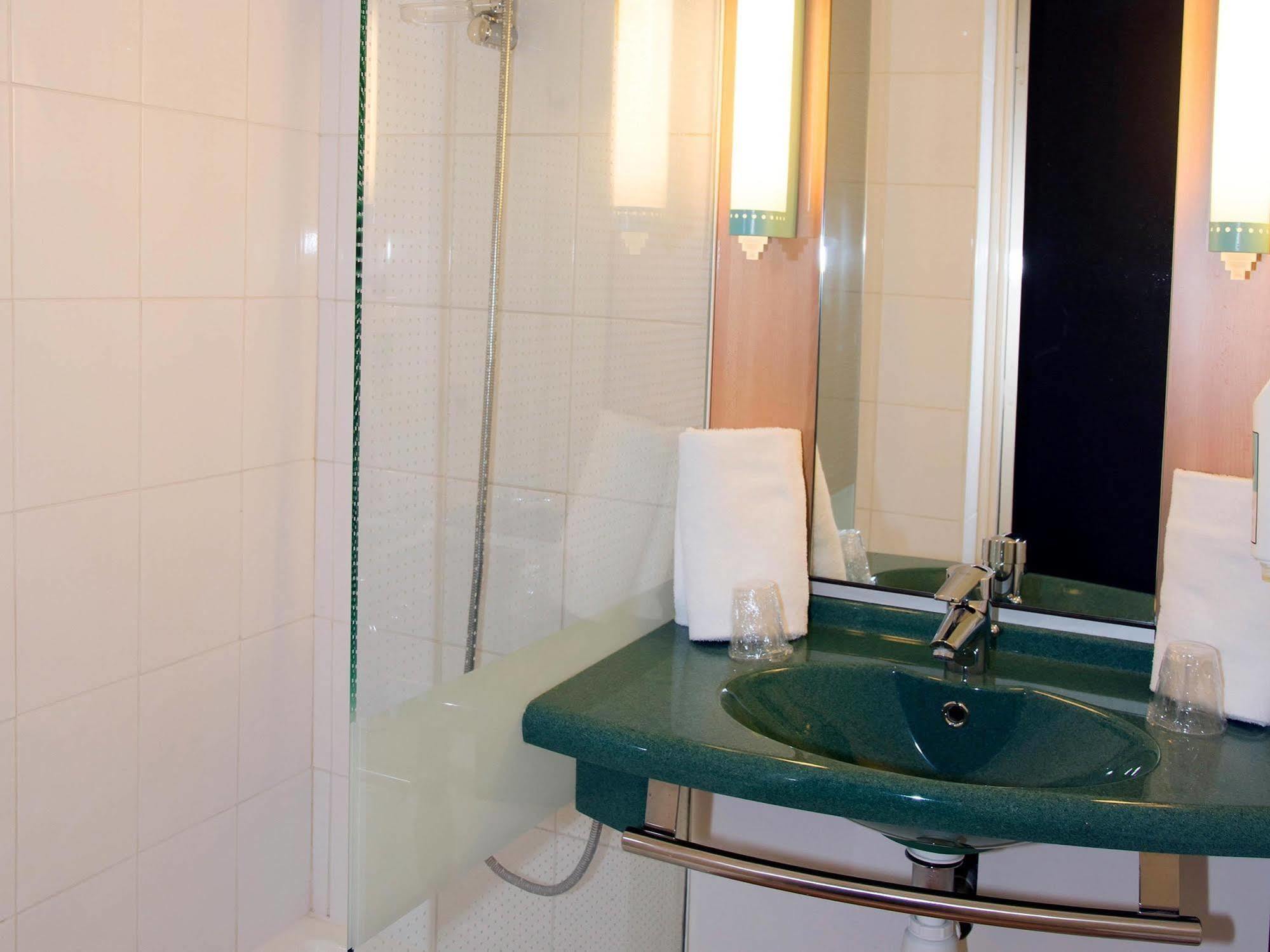 Ibis Saint Rambert D'Albon Ξενοδοχείο Εξωτερικό φωτογραφία
